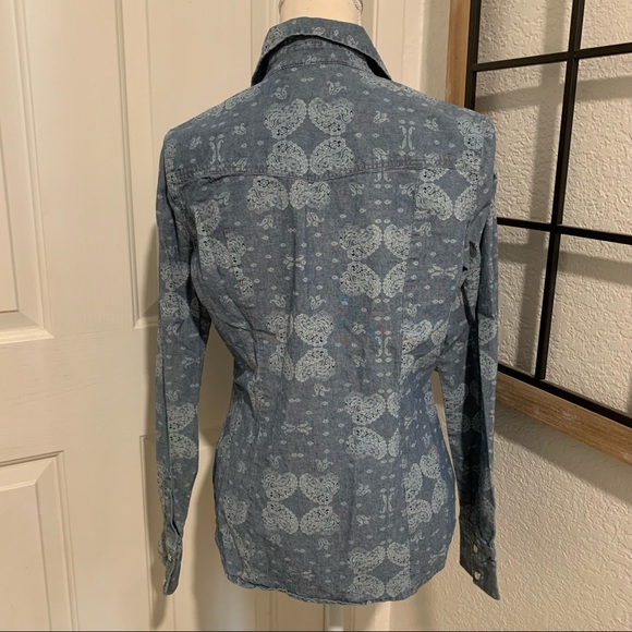Levi’s long sleeve paisley jean colored shirt S - Picture 2 of 9